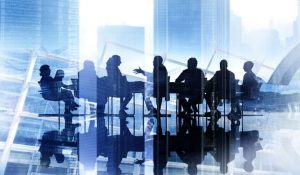 Seule l’assemblée annuelle peut décider de distribuer des dividendes prélevés sur le report à nouveau bénéficiaire